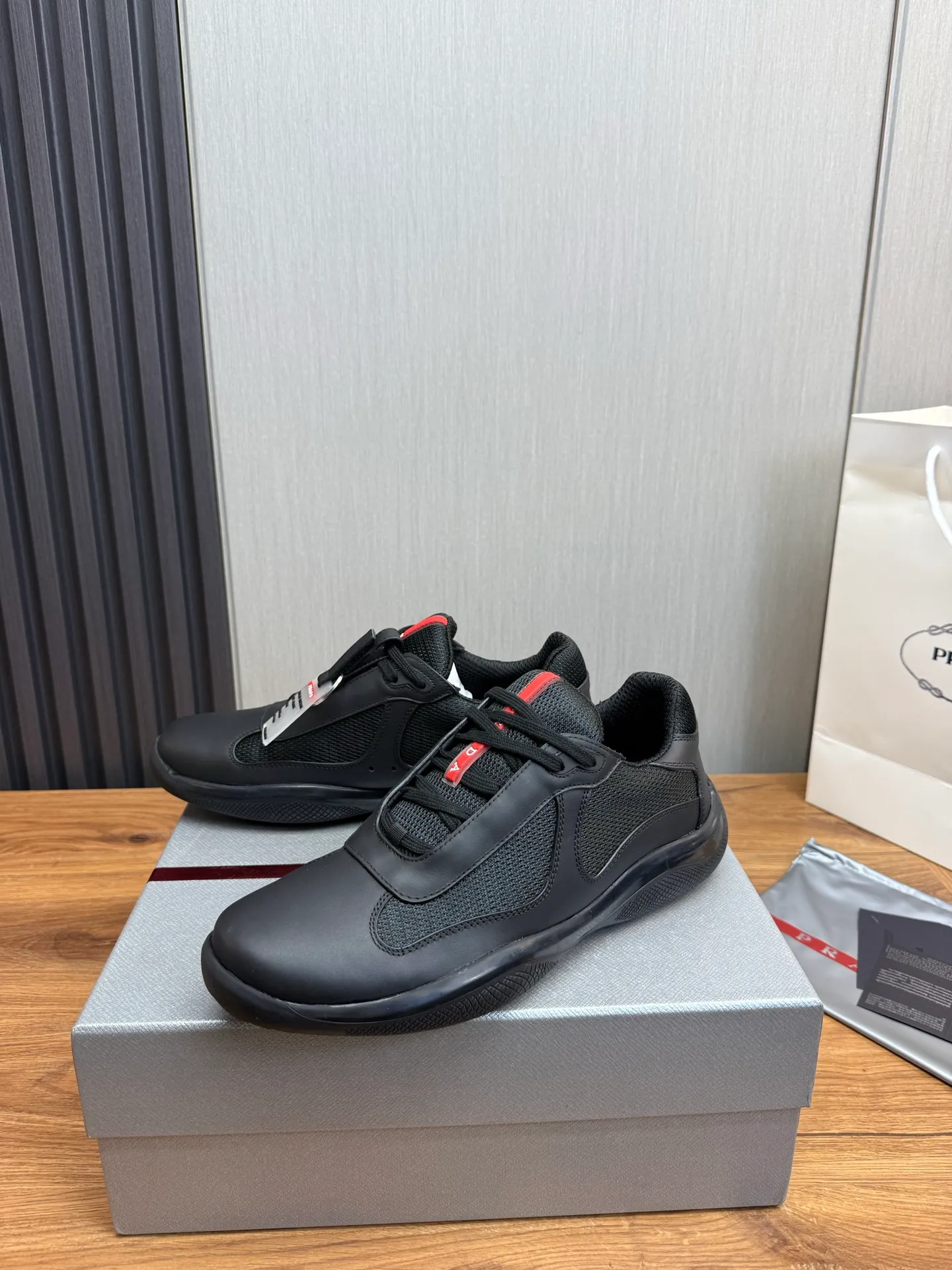 Men's shoes 💰560💰 [PRADA] Men's shoes are popular in the counter, official website is synchronized, 1 high-quality shipment ✔️Original cowhide upper + cowhide lining, 1🆚1 replica, original sole, 38-45 (45 customized, non-refundable)